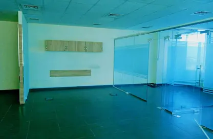 Office Space - Studio - 2 Bathrooms for rent in Capital Golden Tower - Business Bay - Dubai