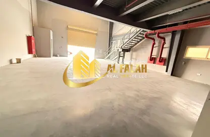 مستودع - استوديو - 1 حمام للايجار في الصجعة الصناعية - آلصجعه - الشارقة