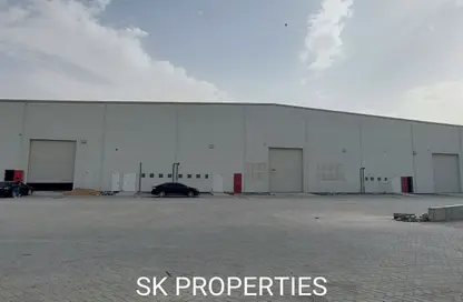 Warehouse - Studio - 4 Bathrooms for rent in Al Sajaa Industrial - Al Sajaa - Sharjah