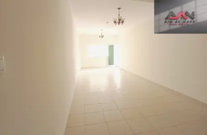Apartment - 1 Bedroom - 2 Bathrooms for rent in Mazaya 29 - Queue Point - Dubai Land - Dubai