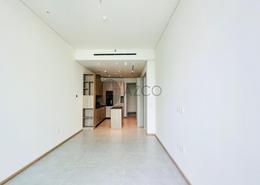 صورةغرفة فارغة لـ: شقة - 1 غرفة نوم - 2 حمامات للكراء في احياء سيجنيتشر السكنية - قرية الجميرا سركل - دبي, صورة 1