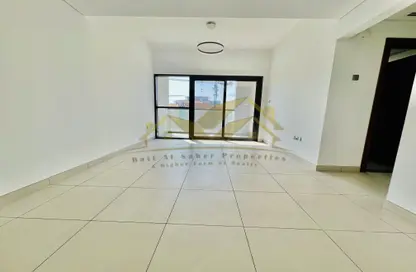 Apartment - 1 Bedroom - 2 Bathrooms for rent in Jumeirah Garden City - Al Satwa - Dubai