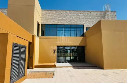 Villa - 5 Bedrooms - 6 Bathrooms for rent in Al Jurf Gardens - AlJurf - Ghantoot - Abu Dhabi