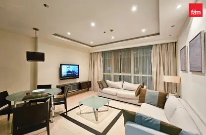 Apartment - 1 Bedroom - 2 Bathrooms for rent in Bonnington Tower - JLT Cluster J - Jumeirah Lake Towers - Dubai