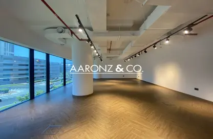Office Space - Studio - 2 Bathrooms for rent in EIB 04 Building - Dubai Media City - Dubai