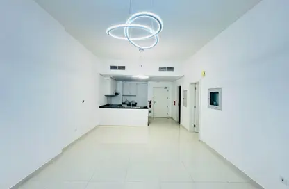 Apartment - 1 Bedroom - 2 Bathrooms for sale in Golf Promenade 3B - Golf Promenade 3 - Golf Town - DAMAC Hills - Dubai Apartment - 1 Bedroom - 2 Bathrooms for sale in Golf Promenade 3B - Golf Promenade 3 - Golf Town - DAMAC Hills - Dubai