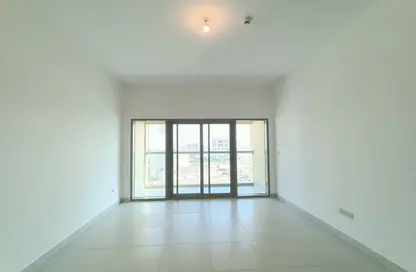Apartment - 1 Bedroom - 2 Bathrooms for rent in Rabdan Building - Motor City - Dubai