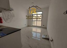 Studio - 1 حمام للكراء في 1 المويهات - المويهات - عجمان صورةغرفة فارغة لـ: Studio - 1 حمام للكراء في 1 المويهات - المويهات - عجمان, صورة 1