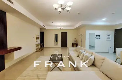 Apartment - 2 Bedrooms - 3 Bathrooms for rent in Riah Towers - Al Jaddaf - Dubai