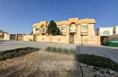 فيلا - 5 غرف نوم - 6 حمامات للايجار في مركز محمد بن زايد - مدينة محمد بن زايد - أبوظبي