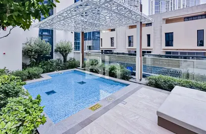 Apartment - 3 Bedrooms - 4 Bathrooms for sale in Downtown Dubai - Dubai