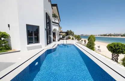 Villa - 5 Bedrooms - 6 Bathrooms for rent in Garden Homes Frond B - Garden Homes - Palm Jumeirah - Dubai