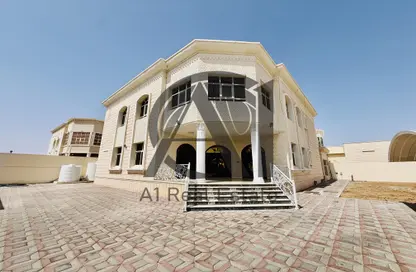 فيلا - 7 غرف نوم - 8 حمامات للايجار في فلج هزاع - العين