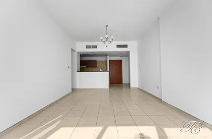 شقة - 2 غرف نوم - 2 حمامات للايجار في سكاي كورتس تاور E - أبراج سكاي كورتس - دبي لاند - دبي