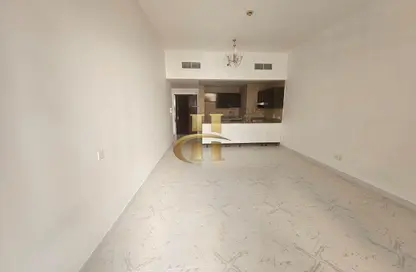 شقة - غرفة نوم - 2 حمامات للايجار في لا فونتانا - ارجان - دبي