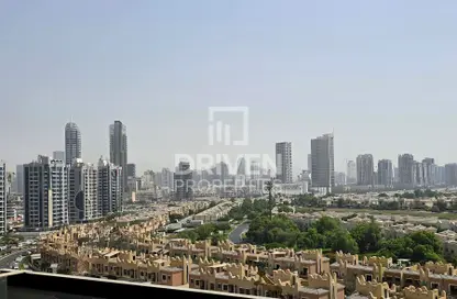 شقة - 1 حمام للايجار في في2 - مدينة دبي الرياضية - دبي