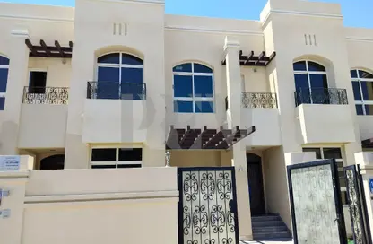 Villa - 4 Bedrooms - 5 Bathrooms for rent in Al Bateen - Abu Dhabi