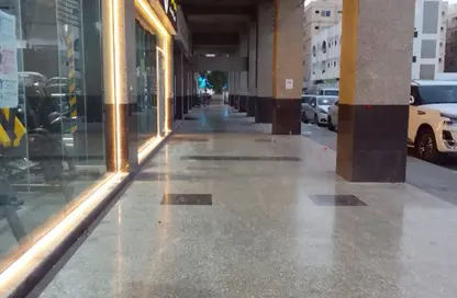 Shop - Studio - 1 Bathroom for rent in Al Wahda Building - Al Majaz 2 - Al Majaz - Sharjah