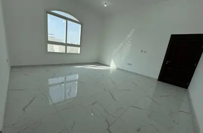 شقة - غرفة نوم - 1 حمام للايجار في مدينة الرياض - أبوظبي شقة - غرفة نوم - 1 حمام للايجار في مدينة الرياض - أبوظبي