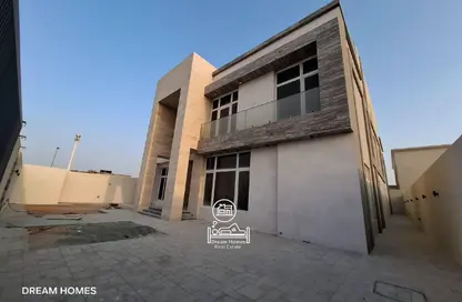 Villa - 7+ Bedrooms - 7+ Bathrooms for rent in Madinat Al Riyad - Abu Dhabi