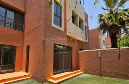 فيلا - 4 غرف نوم - 4 حمامات للبيع في قرية المانجروف - ربدان - أبوظبي