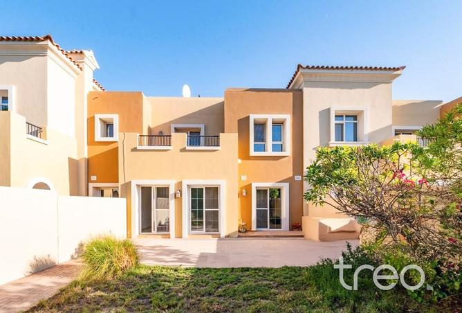 Vacant | Best Location | Walk to JESS