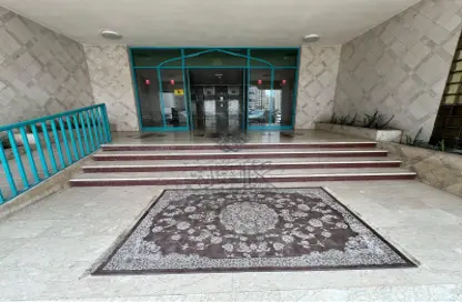 عمارة بالكامل - 8 غرف نوم - 8 حمامات للبيع في المجاز 2 - المجاز - الشارقة