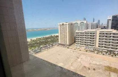 Apartment - 3 Bedrooms - 3 Bathrooms for rent in Al Dana Tower - Danet Abu Dhabi - Abu Dhabi