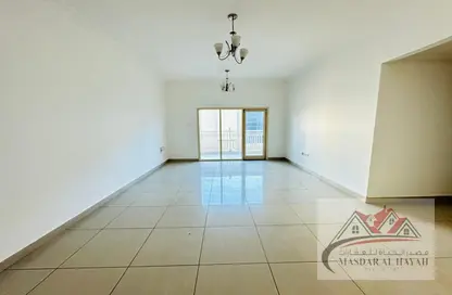 شقة - 2 غرف نوم - 2 حمامات للايجار في النهدة - الشارقة