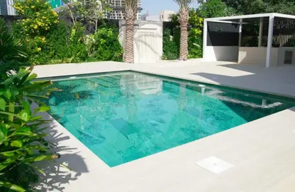 Villa - 5 Bedrooms - 7 Bathrooms for sale in Meadows 1 - Meadows - Dubai