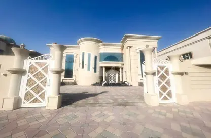 Villa - 6 Bedrooms - 7 Bathrooms for sale in Al Yash - Wasit - Sharjah