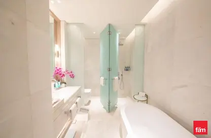 Apartment - 1 Bedroom - 2 Bathrooms for sale in Five Luxe JBR - Jumeirah Beach Residence - Dubai