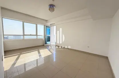 شقة - 2 غرف نوم - 2 حمامات للايجار في المجاز 3 - المجاز - الشارقة