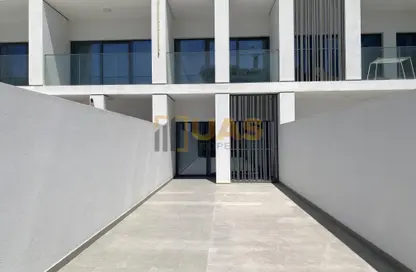 Apartment - Studio - 1 Bathroom for rent in Business Bay - Dubai