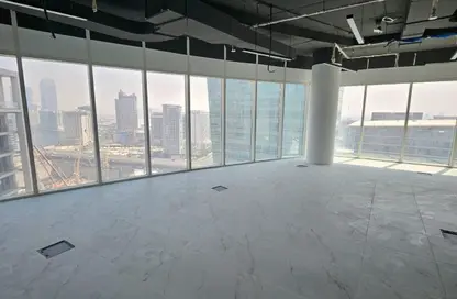 Business Centre - Studio - 2 Bathrooms for rent in The Bay View - Business Bay - Dubai