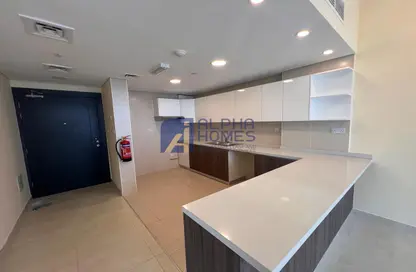 Apartment - 2 Bedrooms - 3 Bathrooms for rent in Al Raha Beach - Abu Dhabi