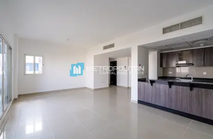 Apartment - 3 Bedrooms - 4 Bathrooms for sale in Tower 31 - Al Reef Downtown - Al Reef - Abu Dhabi