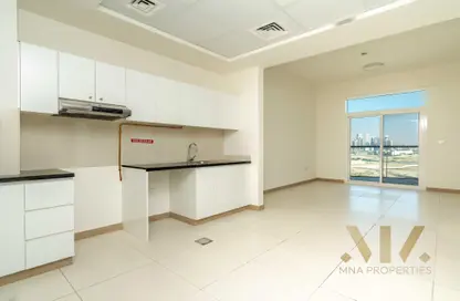 صورة لـ مطبخ شقة - غرفة نوم - 2 حمامات للبيع في بوابة بن غاطي - الجداف - دبي ، صورة رقم 1