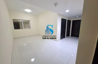 Apartment - 2 Bedrooms - 2 Bathrooms for rent in Al Nahda Complex - Al Nahda - Sharjah