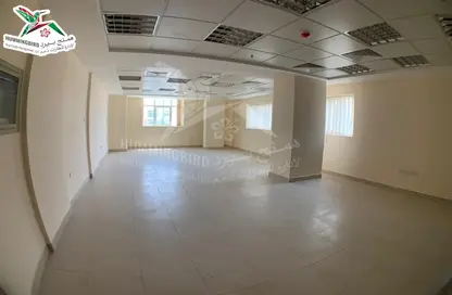 Empty Room image for: Office Space - Studio - 1 Bathroom for rent in Hai Al Murabbaa - Central District - Al Ain, Image 1