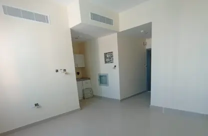 Apartment - Studio - 1 Bathroom for rent in Al Alia - Ajman
