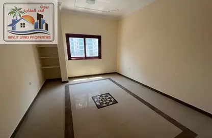 Apartment - 2 Bedrooms - 2 Bathrooms for rent in Al Khan Corniche - Al Khan - Sharjah