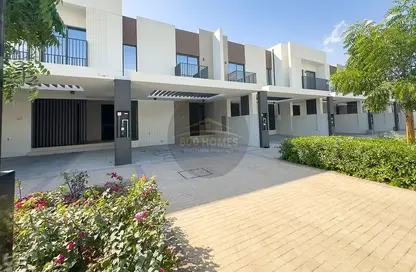 Villa - 3 Bedrooms - 4 Bathrooms for rent in Greenviews 2 - EMAAR South - Dubai South (Dubai World Central) - Dubai
