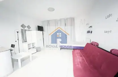Apartment - Studio - 1 Bathroom for sale in Al Khan - Sharjah