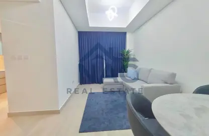 شقة - غرفة نوم - 2 حمامات للايجار في عزيزي فواد ريزيدنس - 2 مدينة دبي الطبية - الجداف - دبي