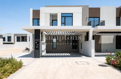 Villa - 4 Bedrooms - 4 Bathrooms for rent in Greenviews 2 - EMAAR South - Dubai South (Dubai World Central) - Dubai