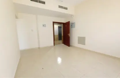 Apartment - 1 Bedroom - 1 Bathroom for rent in Muwailih Building - Muwaileh - Sharjah
