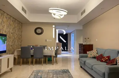 شقة - غرفة نوم - 2 حمامات للايجار في أوشن تيراس - مارينا سكوير - جزيرة الريم - أبوظبي