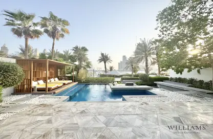 Villa - 5 Bedrooms - 7 Bathrooms for sale in FIVE Palm Jumeirah - Palm Jumeirah - Dubai