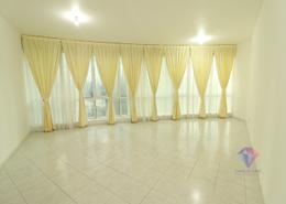 شقة - 2 غرف نوم - 3 حمامات للكراء في بناية فتوح الخير - شارع المطار - أبوظبي